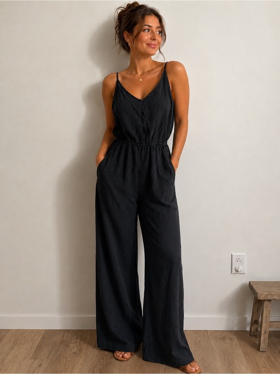 tentree Pants - Black Wide-Leg Spaghetti Strap Jumpsuit large